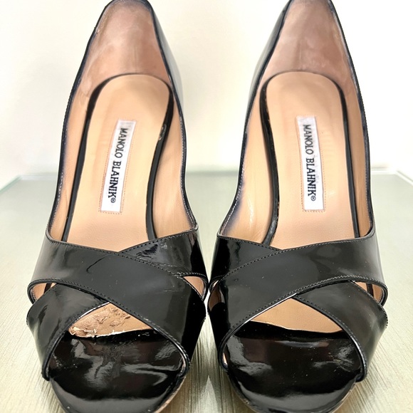 Manolo Blahnik Black Patent leather M-Puspapi  size 37.5  (7.5) - Picture 2 of 10